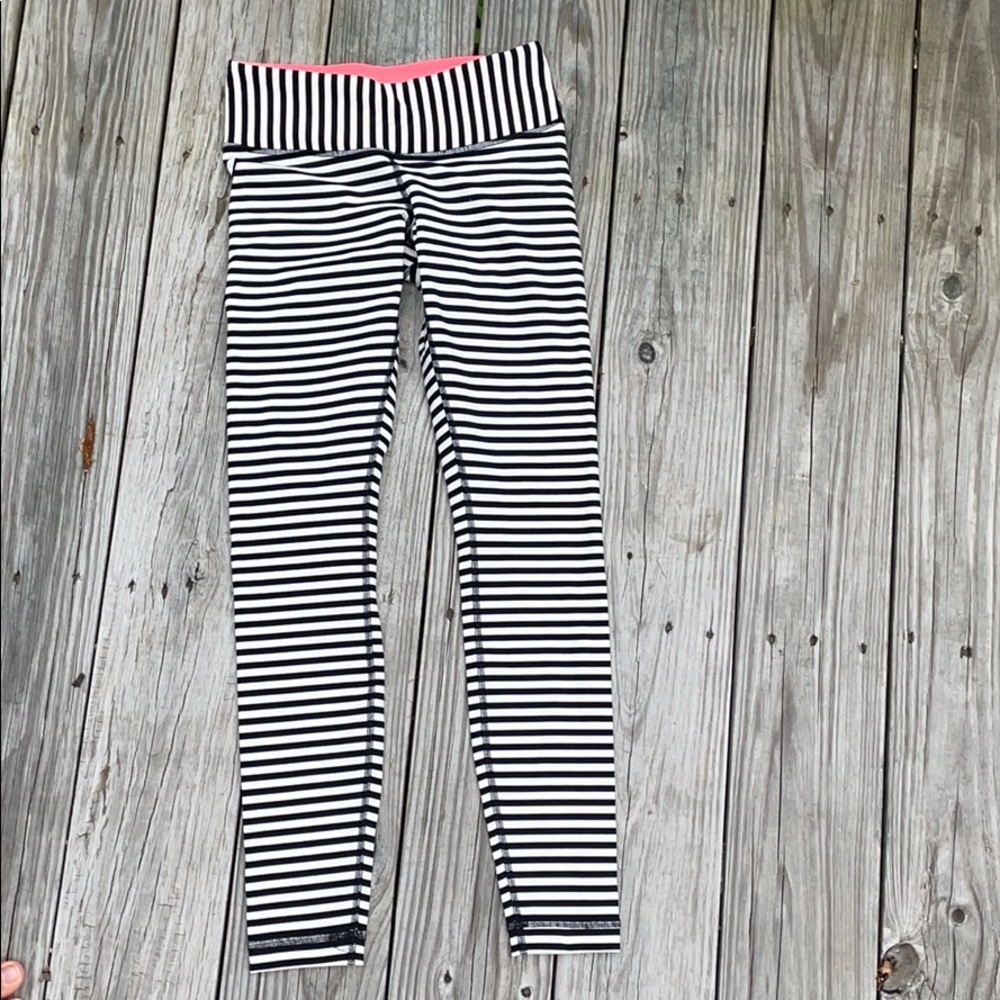 Lululemon mid rise wunder under